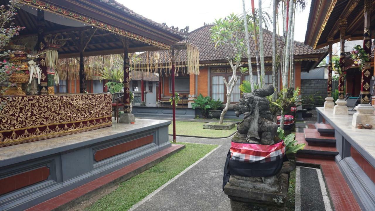 Puri Tirta Homestay *